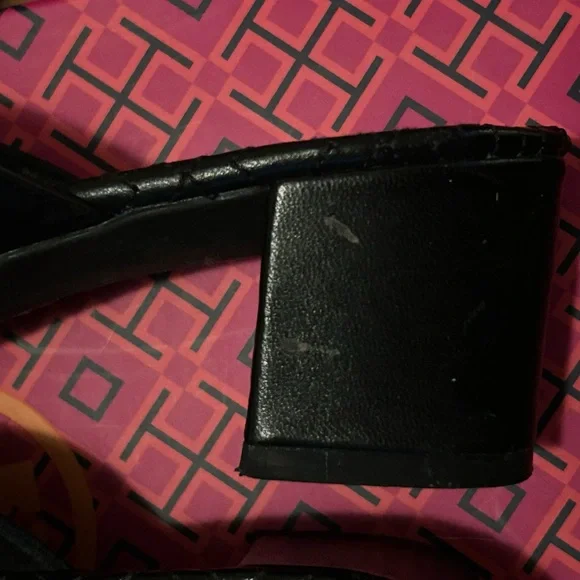 Tory Burch Black Quilted Sandals - Picture 4 of 6